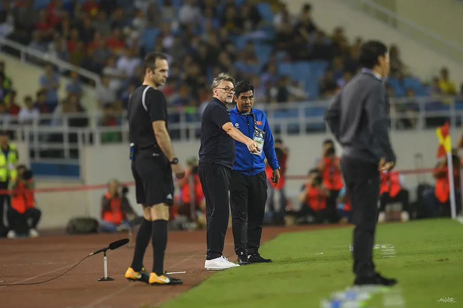 Đoạn buồn Troussier