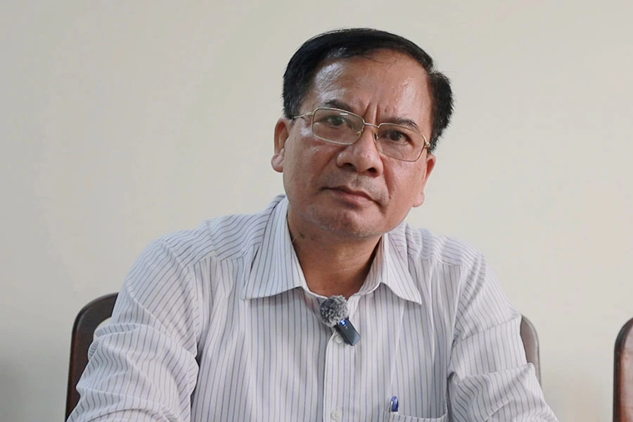 Ông Phạm Văn Hiền, Trưởng Phòng An toàn - Bảo vệ - An ninh - Quốc Phòng, Công ty CP Vận tải đường sắt (VTĐS) Sài Gòn P5_PHU2_cove_cuoi_ttam.jpg