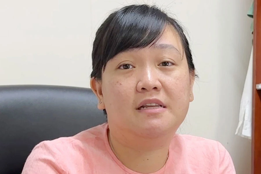 Bà Trần Thị Hồng Lam, Phó Chủ tịch UBND phường 9, cho biết tình trạng cò vé ở Ga Sài Gòn còn diễn biến khá phức tạp P5_PHU3_cove_cuoi_ttam.jpg