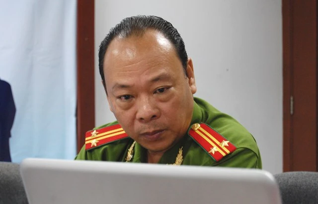 Giao lưu trực tuyến về việc cấp giấy CMND 12 số ảnh 30