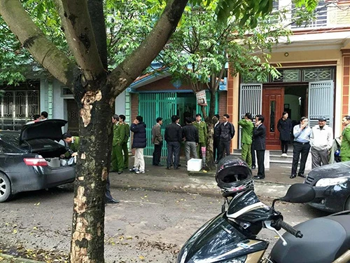 Thông tin mới nhất vụ xả súng vào nhà riêng trưởng Công an Phủ Lý ảnh 2