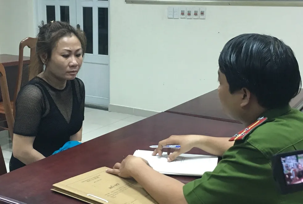 Hàng loạt tú bà điều hành gái bán dâm trộm cướp tài sản du khách sa lưới ảnh 2