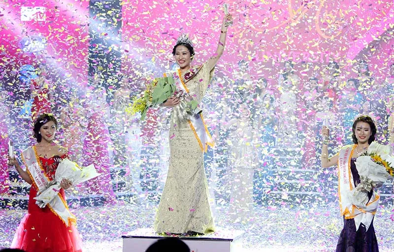 Đặng Mỹ Huyền đăng quang Hoa khôi Nữ sinh viên Việt Nam ảnh 9