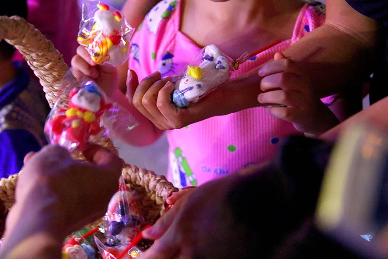 Tôi đã thấy thỏ hồng, vịt vàng, khỉ nâu trên phố Nguyễn Huệ ảnh 12 Tôi đã thấy thỏ hồng, vịt vàng, khỉ nâu trên phố Nguyễn Huệ ảnh 12