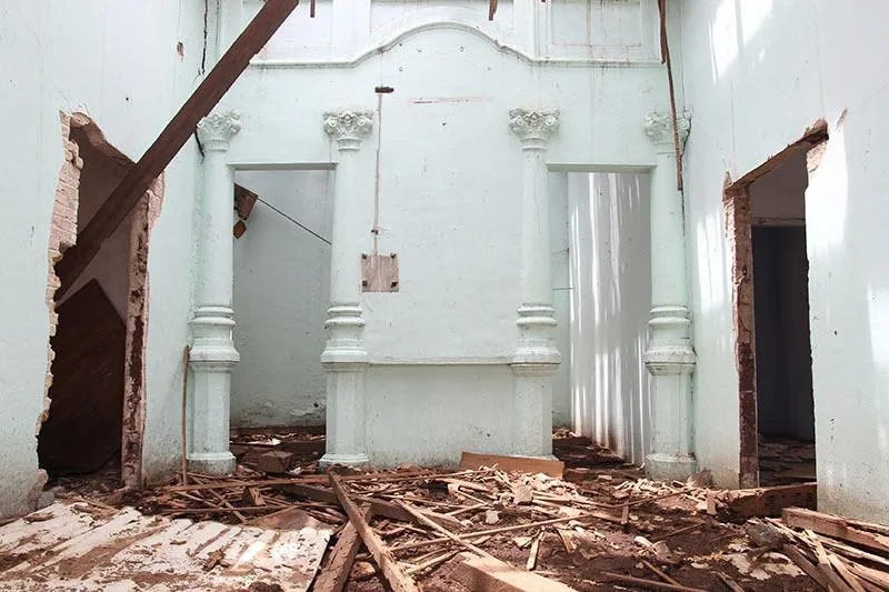 Bên trong căn biệt thự