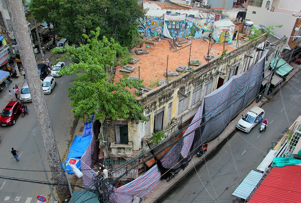 Đang đập bỏ ngôi biệt thự cổ số 5 Lê Công Kiều ảnh 5