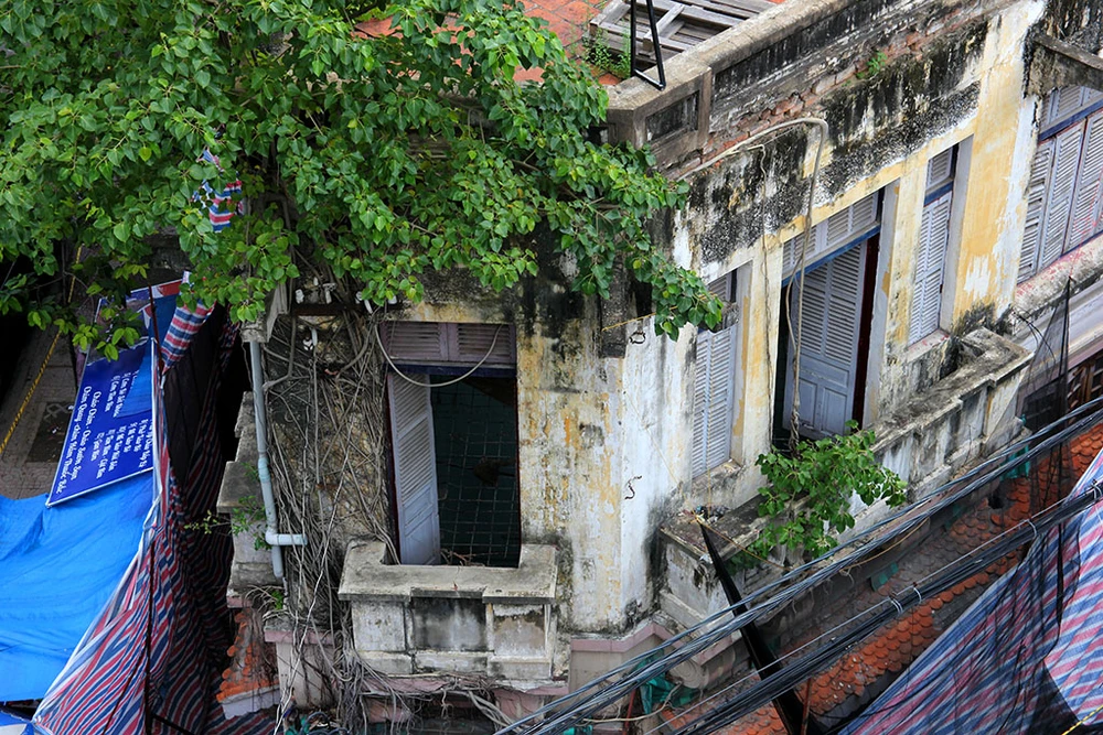 Đang đập bỏ ngôi biệt thự cổ số 5 Lê Công Kiều ảnh 7