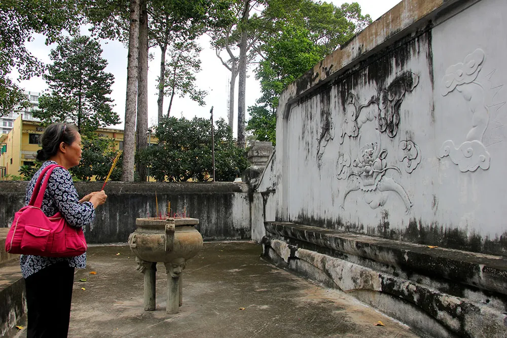 Lăng mộ cổ nằm trên khu đất 'long mạch' ở TP.HCM