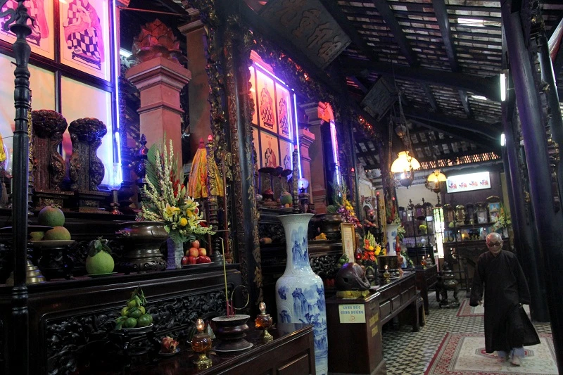 Ngôi chùa gần 300 năm tuổi giữa lòng thành phố ảnh 9