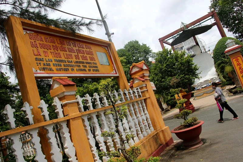 Ngôi chùa gần 300 năm tuổi giữa lòng thành phố ảnh 3