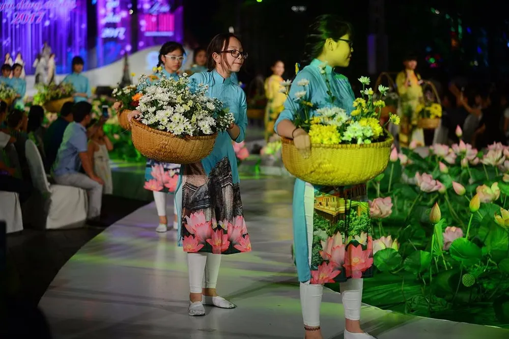 duyen dang ao dai 2017