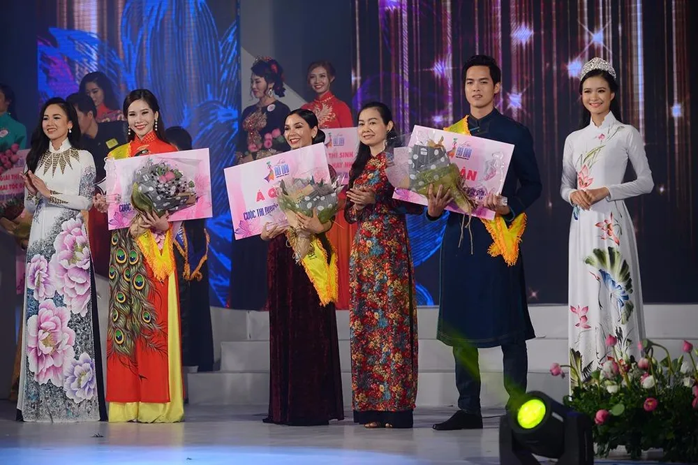 Giải á quân các bảng A1, A2, A3 lần lượt thuộc về thí sinh Nguyễn Thị Diệu, Biện Trần Khánh Chi, Nguyễn Thanh Tiến