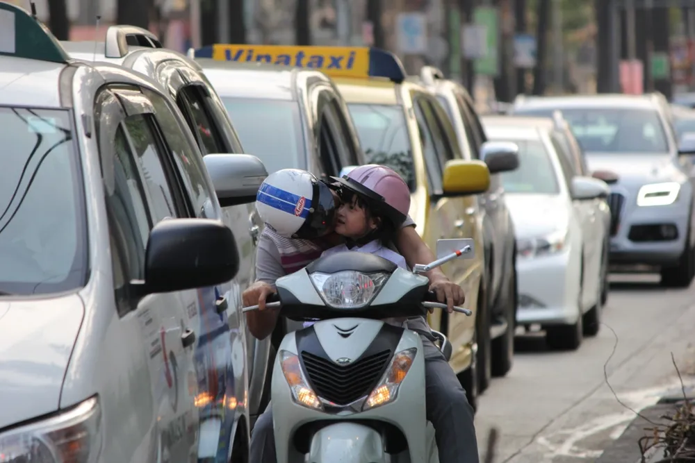 kẹt xe trên đường Điện Biên Phủ