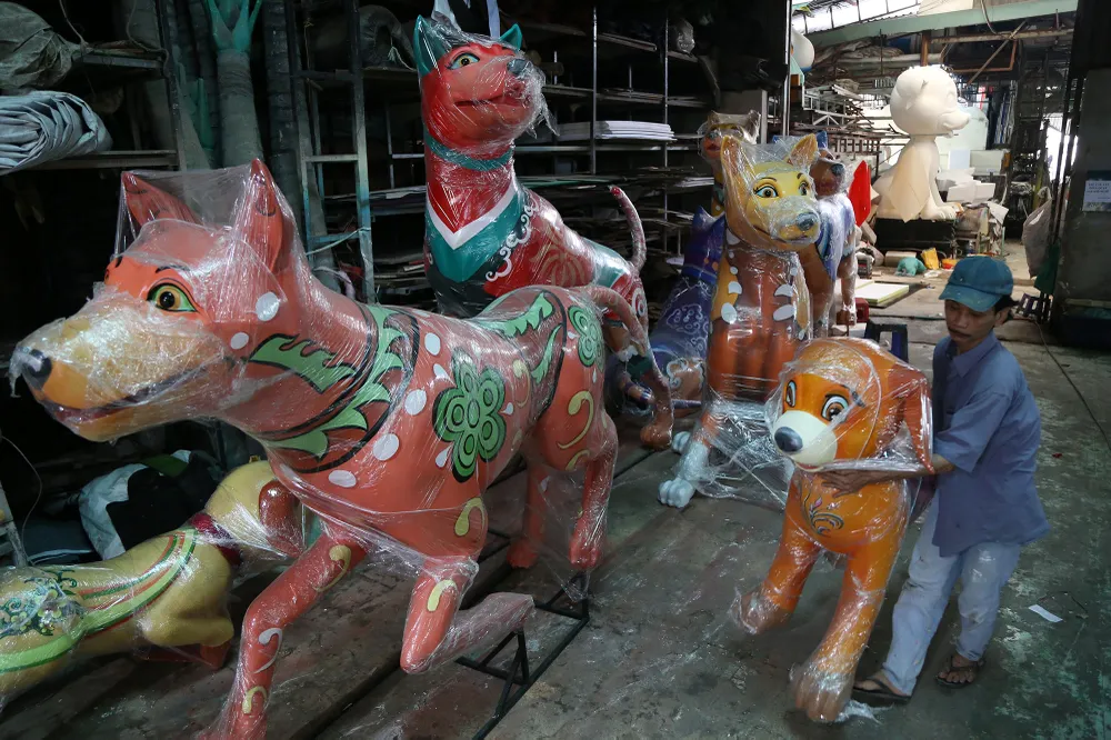 Cận cảnh linh vật của đường hoa Nguyễn Huệ 2018 ảnh 1