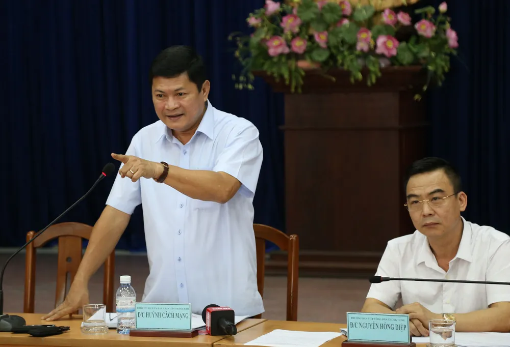 Toàn cảnh lãnh đạo Ban Tiếp dân TW và TP.HCM gặp dân Thủ Thiêm ảnh 7 Toàn cảnh lãnh đạo Ban Tiếp dân TW và TP.HCM gặp dân Thủ Thiêm ảnh 7