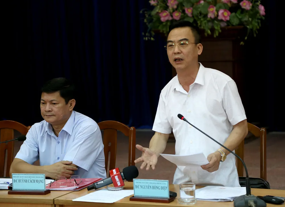 Toàn cảnh lãnh đạo Ban Tiếp dân TW và TP.HCM gặp dân Thủ Thiêm ảnh 8 Toàn cảnh lãnh đạo Ban Tiếp dân TW và TP.HCM gặp dân Thủ Thiêm ảnh 8