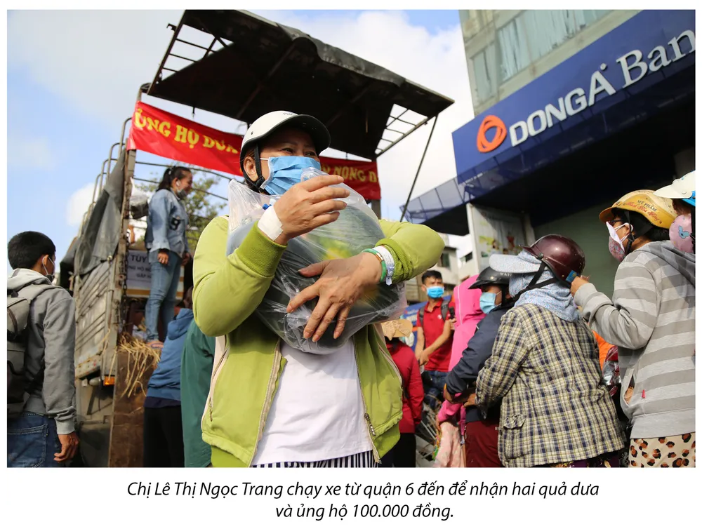 Tình người Sài Gòn thời dịch COVID-19 ảnh 20