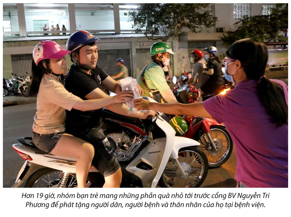 Tình người Sài Gòn thời dịch COVID-19 ảnh 5