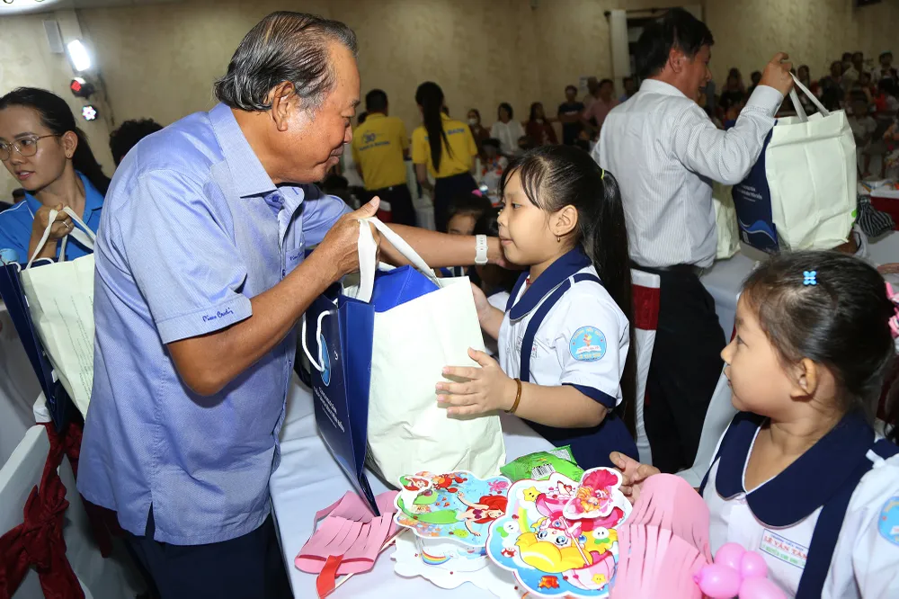 toan-canh-anh-sang-den-bac-lieu (21).jpg