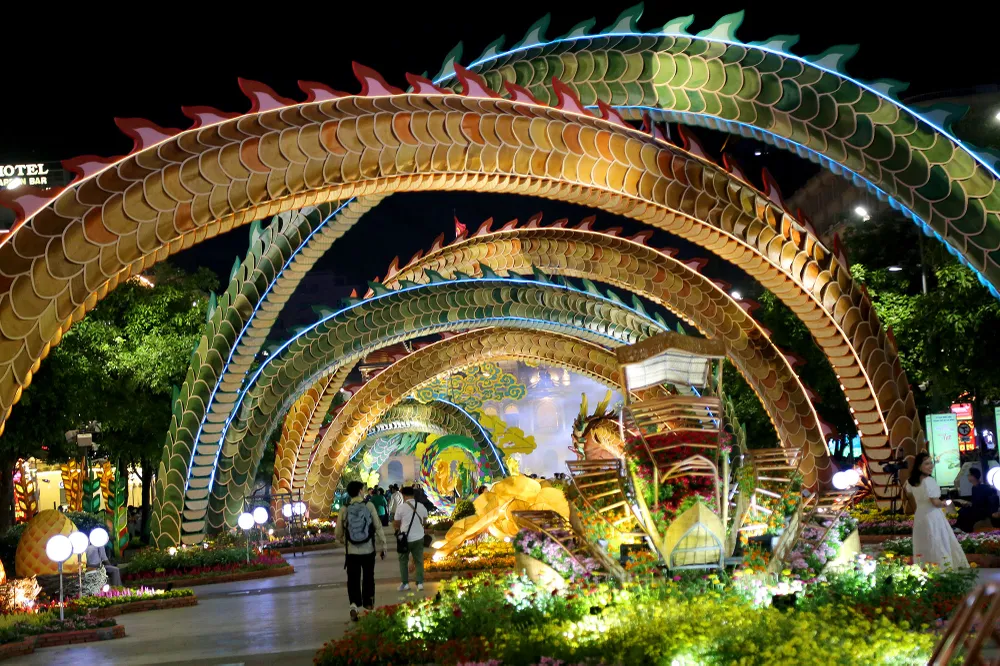 khai mạc đường hoa nguyễn huệ tết giáp thìn 2024 (15).JPG