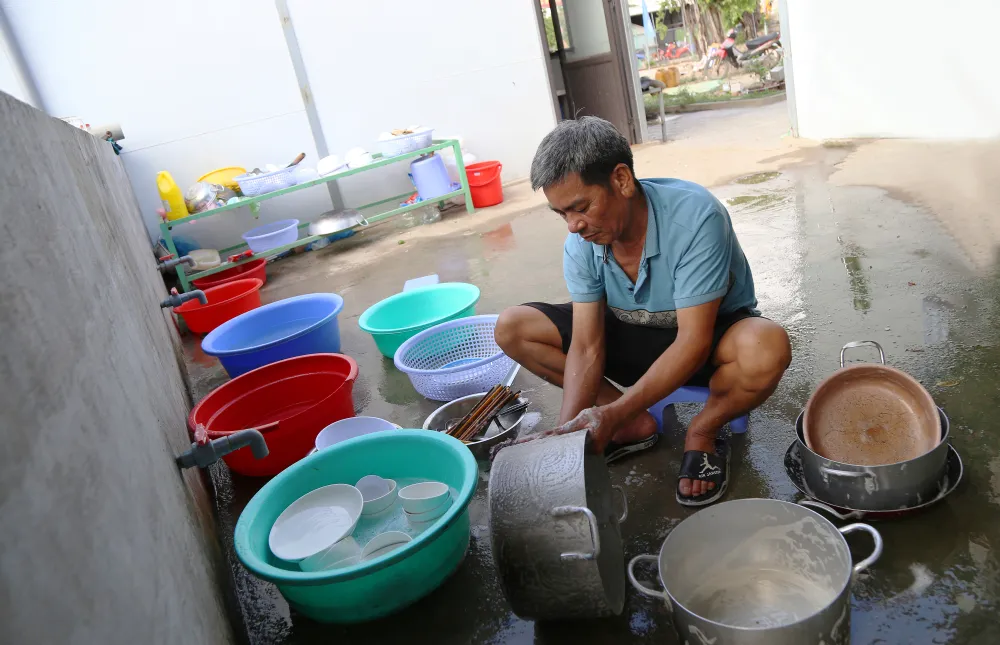 những anh nuôi của hàng trăm công nhân vành đai 3 tphcm (13).JPG