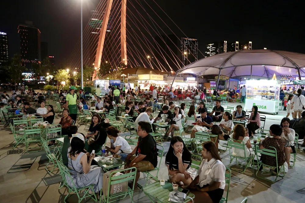 bờ sông Sài Gòn phía Thủ Thiêm (26).jpg