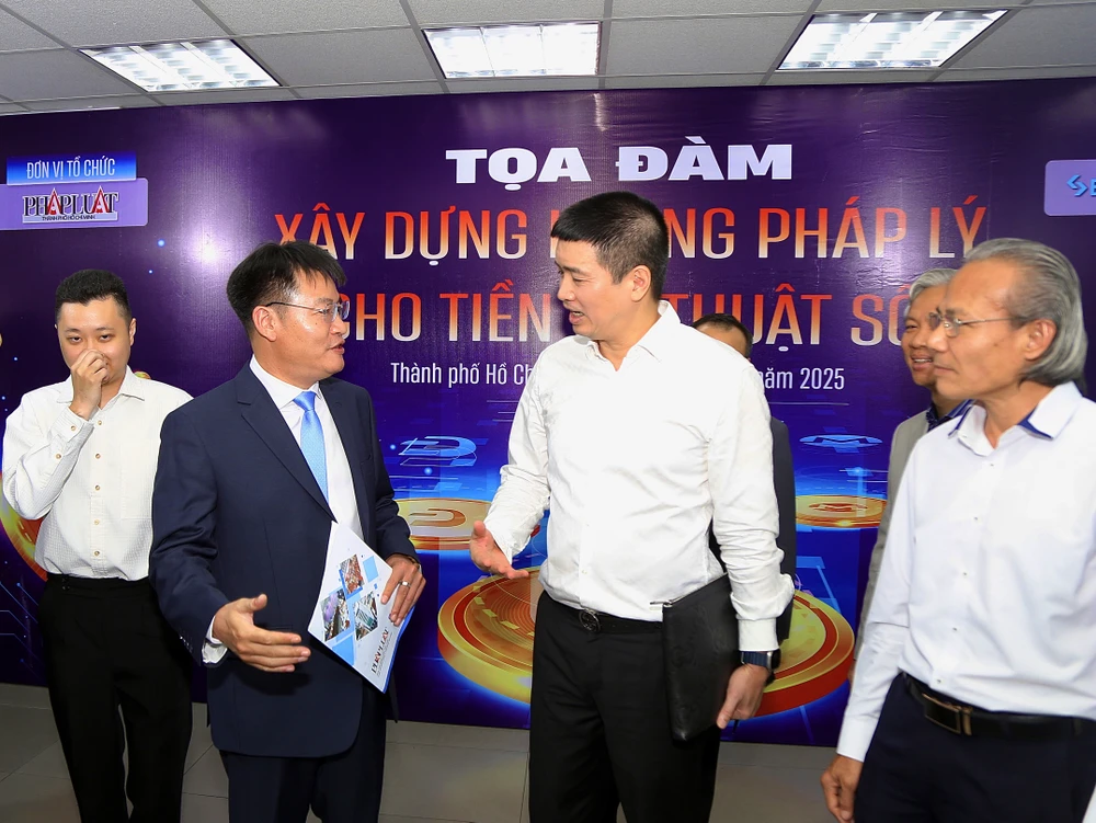 tọa đàm tiền kỹ thuật số (24).jpg