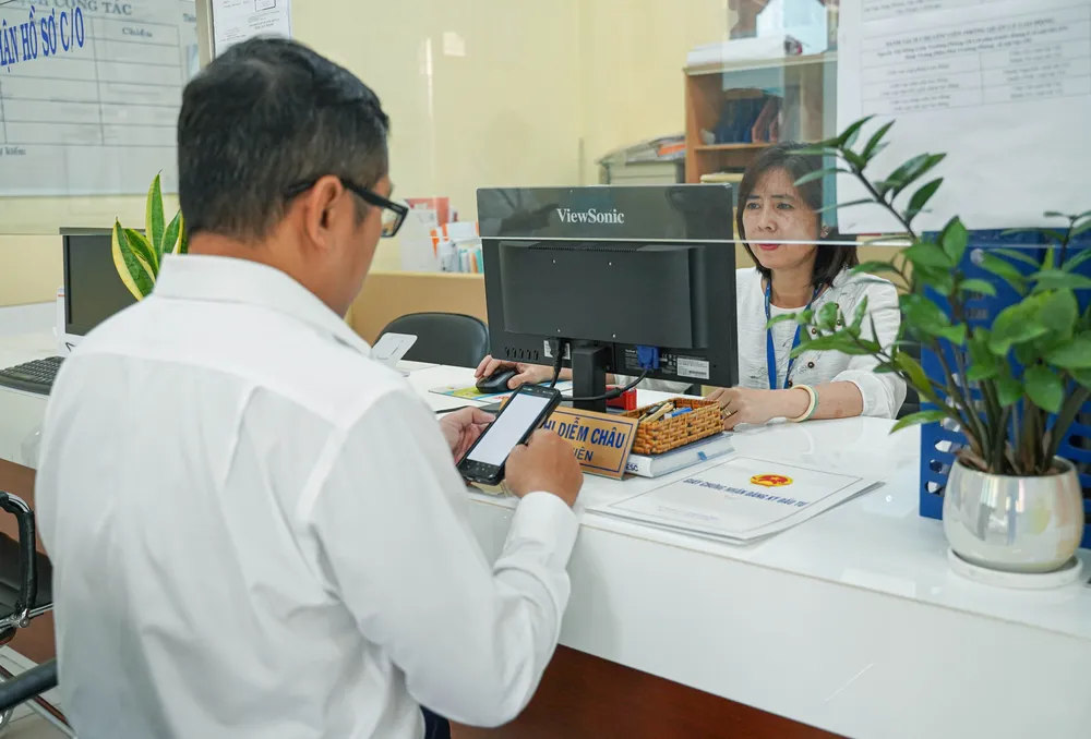  đội ngũ cán bộ (15).jpg