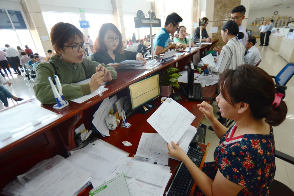 đội ngũ cán bộ (19).JPG