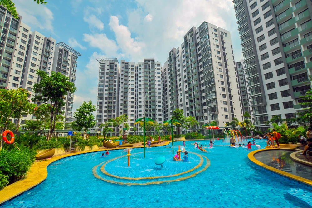 CUỘC SỐNG XANH_Nguyễn Quốc Huy.jpg