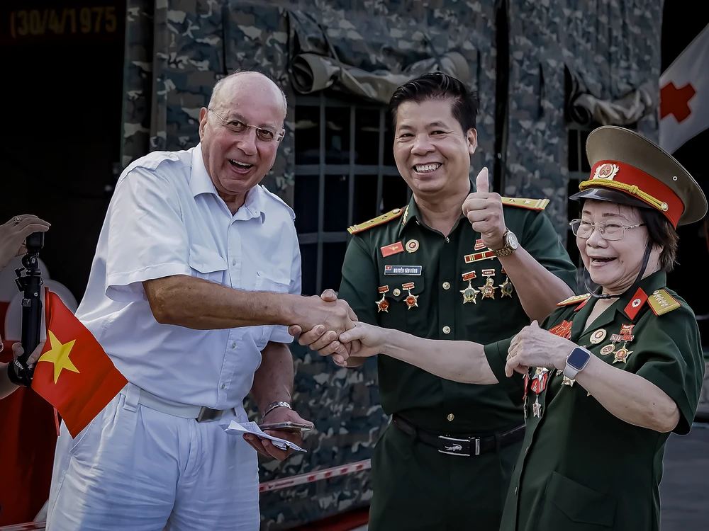 khép lại quá_Vu Duy Thuong.jpg