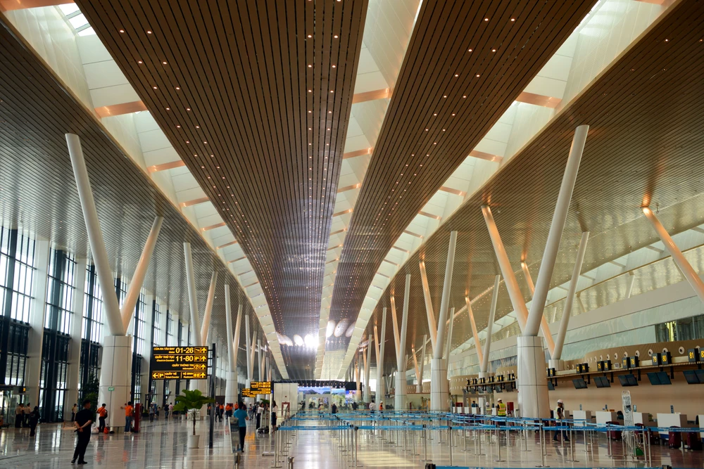 Nhà ga T3 đi vào hoạt động, giảm tải cho sân bay Tân Sơn Nhất_Lê Mạnh Linh.jpg