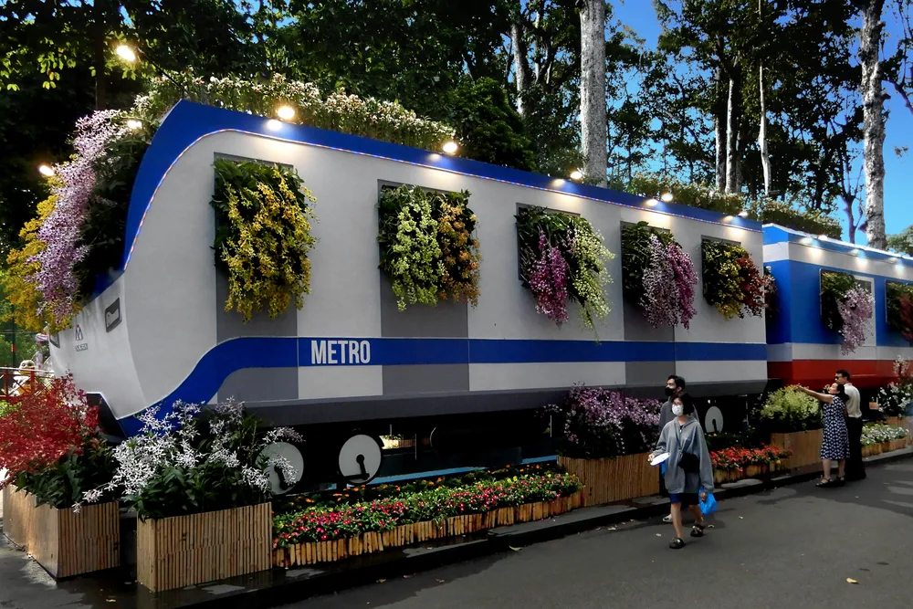 METRO HOA_PHẠM MINH GIẢNG.jpg