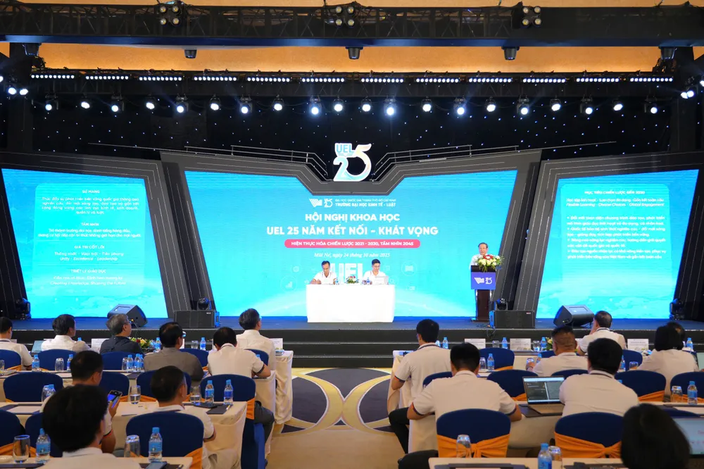 Trường Đại học Kinh tế - Luật, .jpg