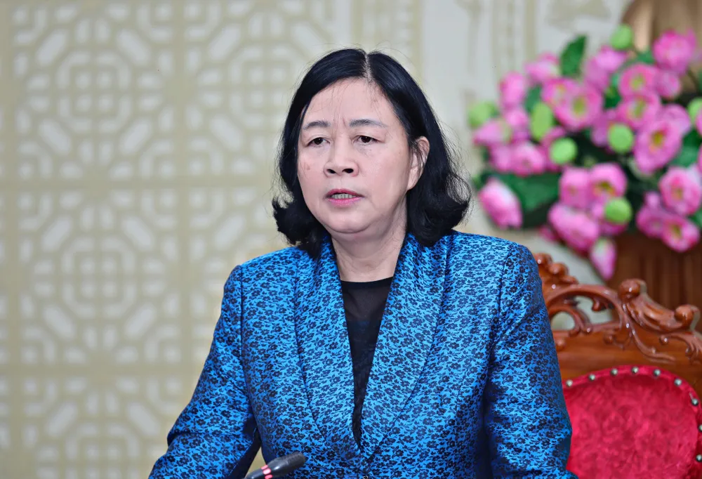 lam-dong-ba - hoai.jpg