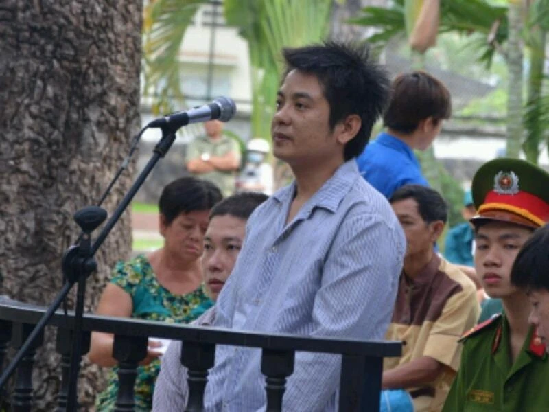 Nguyễn Hùng Tuấn tại phiên tòa