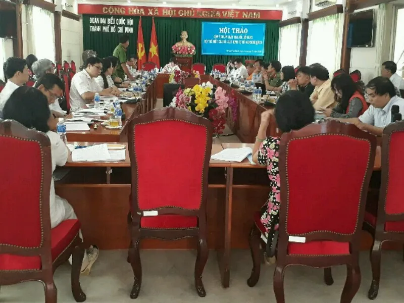 Các Đại biểu đang góp ý cho dự thảo luật sửa đổii, bổ sung BLHS 2015
