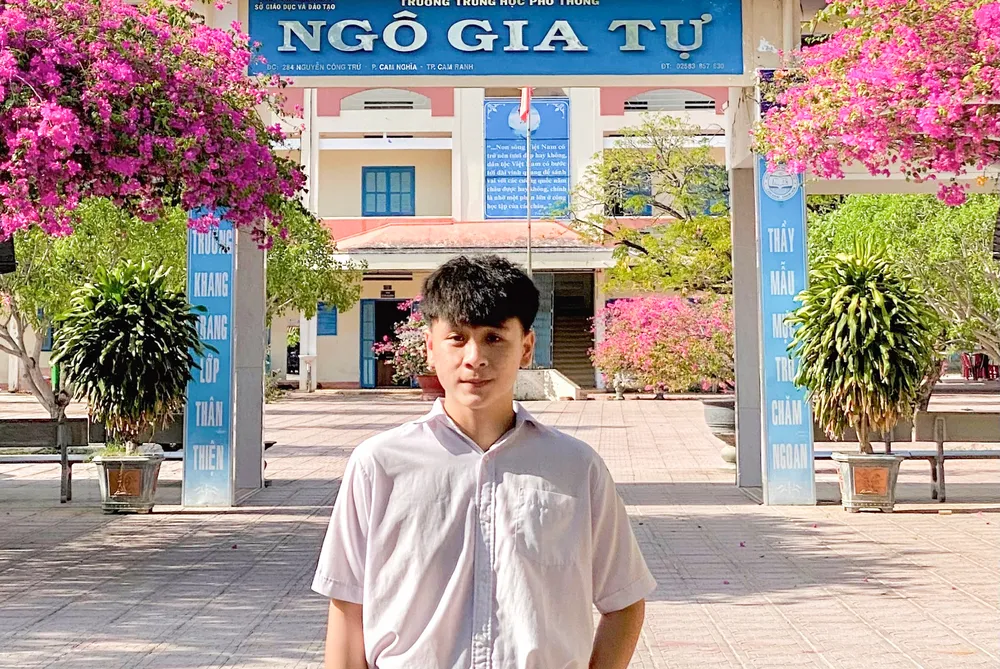 Nguyễn Gia Hưng.jpg