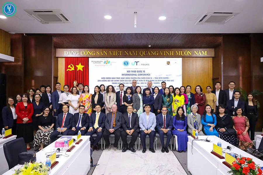 Một hội thảo quốc tế do Trường ĐH Luật TP.HCM tổ chức thu hút nhiều chuyên gia, nhà báo tham dự. Ảnh: TTNT ĐH Luật TP. 1.jpeg
