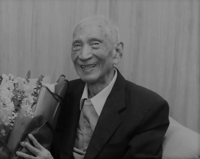 Nhà nghiên cứu Nguyễn Đình Đầu (1920-2024) được biết đến là một trí thức dấn thân và cũng là một nhân chứng xuyên suốt của những chặng đường lịch sử của dân tộc. nhà nghiên cứu nguyễn đình đầu 3.jpg