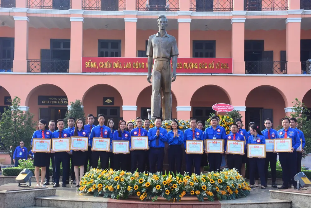 45 thanh niên công nhân được tuyên dương, trao giải thưởng Nguyễn Văn Trỗi lần thứ 14 năm 2024. A3_1.jpeg