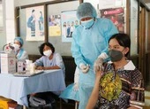 Campuchia-nước ĐNA phong tỏa muộn và mở cửa sớm nhất, 'bí kíp' là gì? ảnh 3 Hơn 1/2 dân số Campuchia đã được tiêm 1 liều, điều gì đằng sau tỉ lệ này?