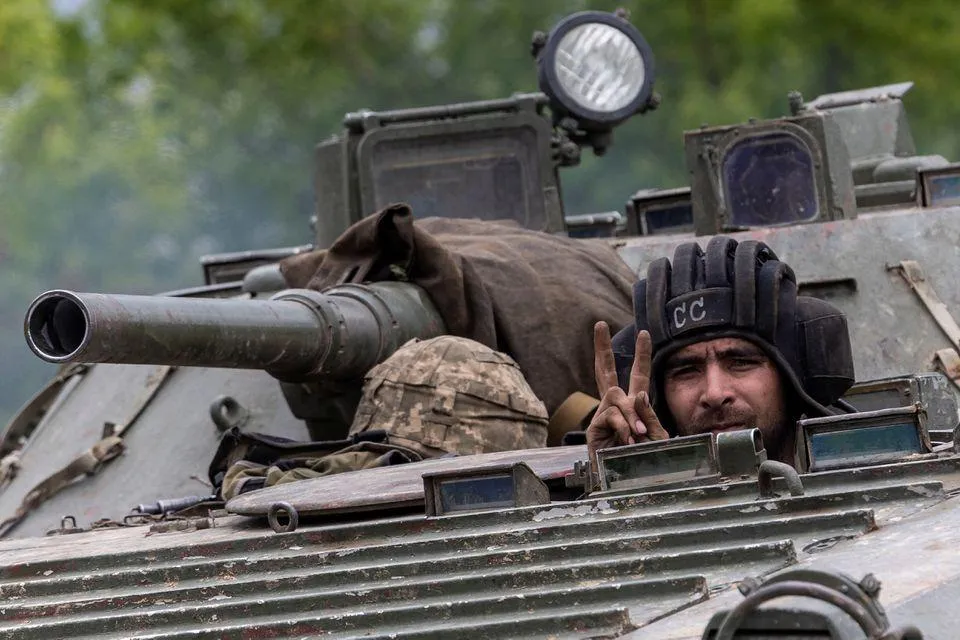 Binh sĩ Ukraine đang làm nhiệm vụ chiến đấu ở tỉnh Donetsk thuộc vùng Donbass. Ảnh: REUTERS