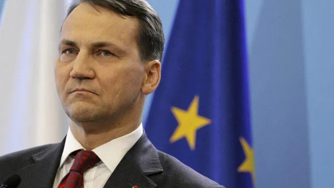 Ông Radoslaw Sikorski - thành viên Nghị viện châu Âu và là cựu ngoại trưởng Ba Lan. Ảnh: REUTERS