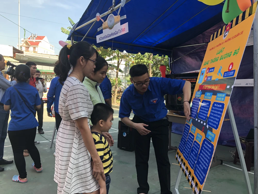 Quận 10 ra mắt 3 đội hình tuyền truyền pháp luật 