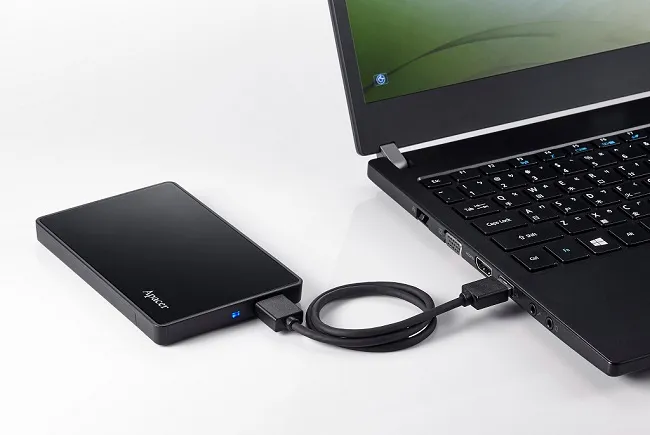 Biến ổ cứng cũ thành thiết bị lưu trữ gắn ngoài ảnh 1