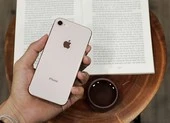 iPhone 8 giảm giá chỉ còn 6,4 triệu đồng