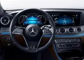 Vô lăng trên Mercedes sẽ được trang bị nhiều công nghệ mới lạ 