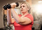 Lượng calo cần ăn trong một ngày để duy trì cân nặng ảnh 3 Đây là lý do tại sao bạn khó giảm cân theo tuổi tác?