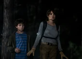 Màn tái xuất của 'mỹ nhân hàng đầu Hollywood' Angelina Jolie có gì thú vị? ảnh 4 Phim mới của Angelina Jolie tung trailer rượt đuổi thót tim